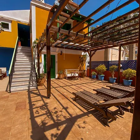 Garden Aparthotel 3*