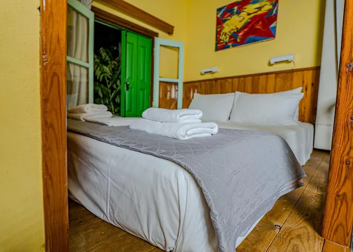 Aparthotel Garden 3*