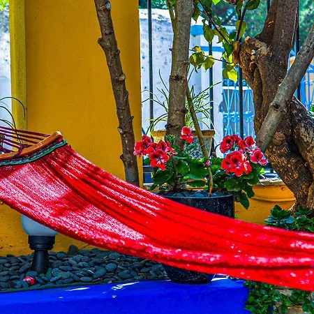 Apart-hotel Garden 3*