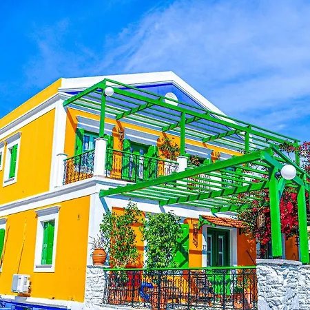 Garden מלון דירות 3*