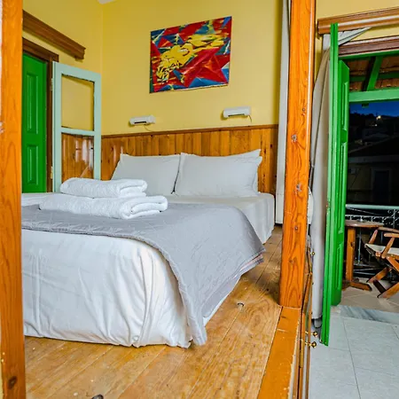 Garden Apartmanhotel 3*