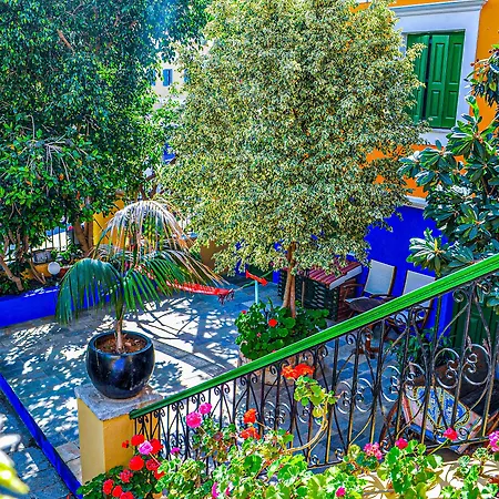 Garden Aparthotel 3*