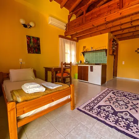 מלון דירות Garden סימי