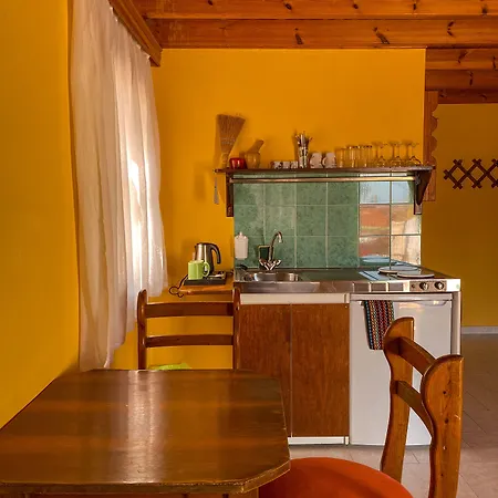 Garden Apartmanhotel Szími