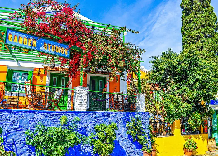 ενοικιαζόμενα Garden Ξενοδοχείο με διαμερίσματα 3*